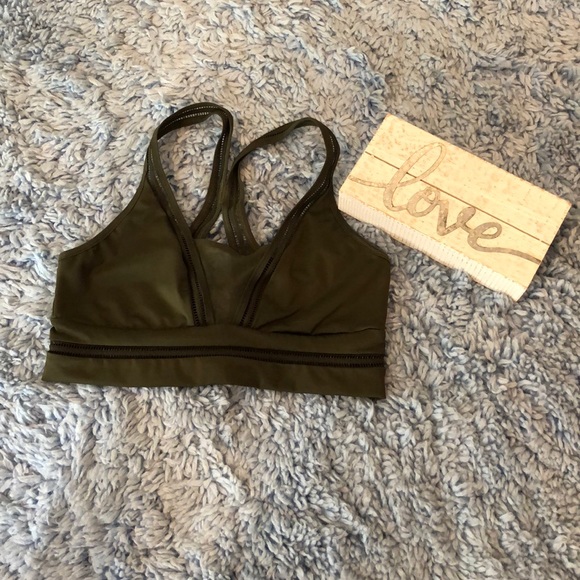 Like new Victoria’s Secret sports bra - Picture 6 of 7